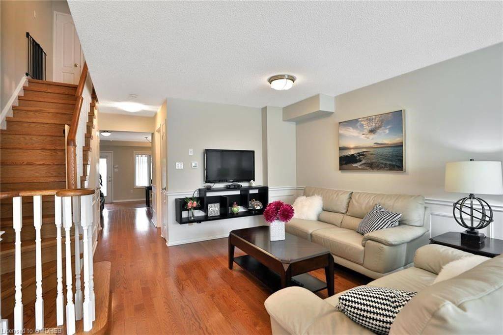 Oakville, ON L6M 3L3,1149 Treetop TER
