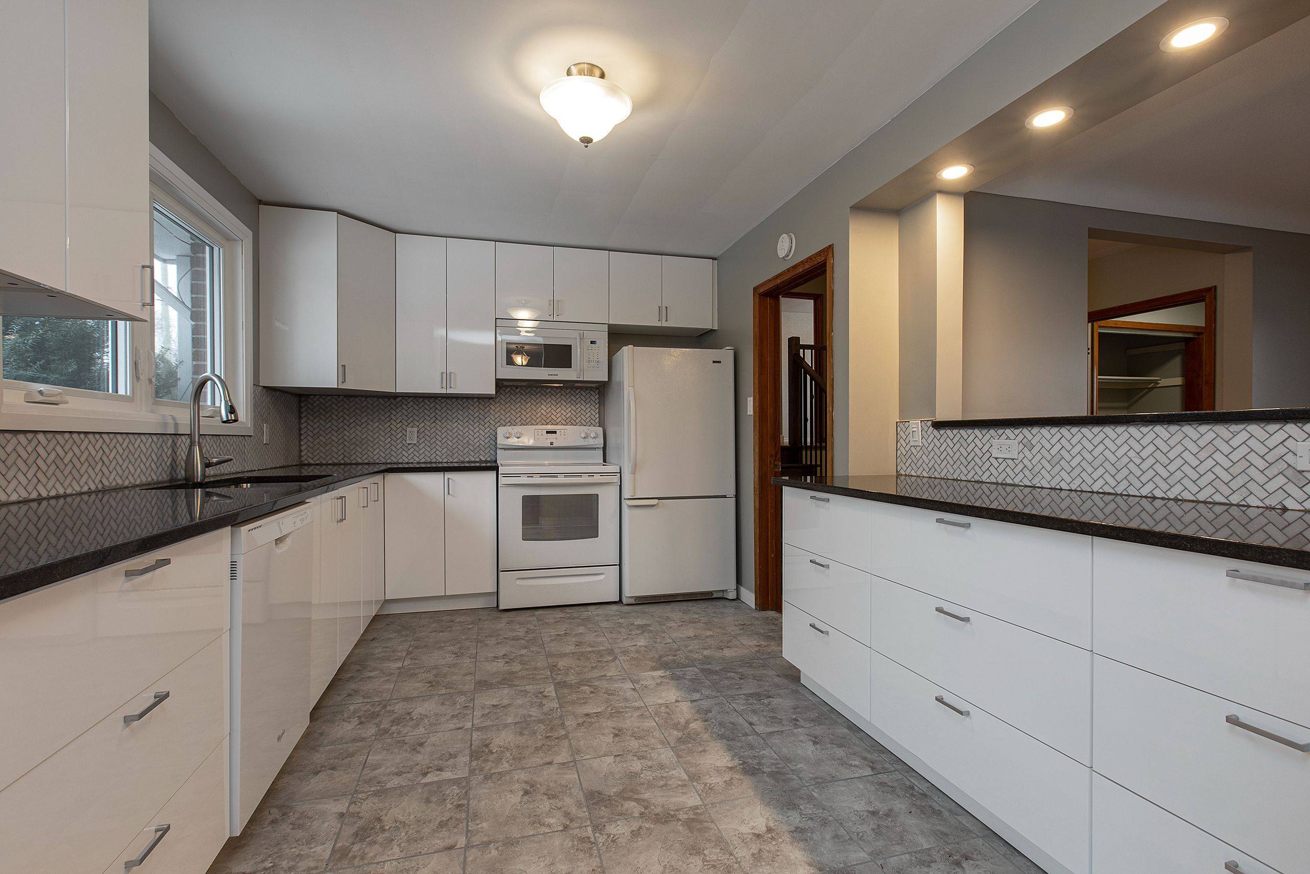 Kingston, ON K7M 2R5,247 Norman Rogers DR