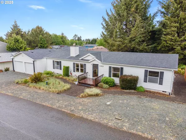1309 NEHALEM AVE, Rockaway Beach, OR 97136