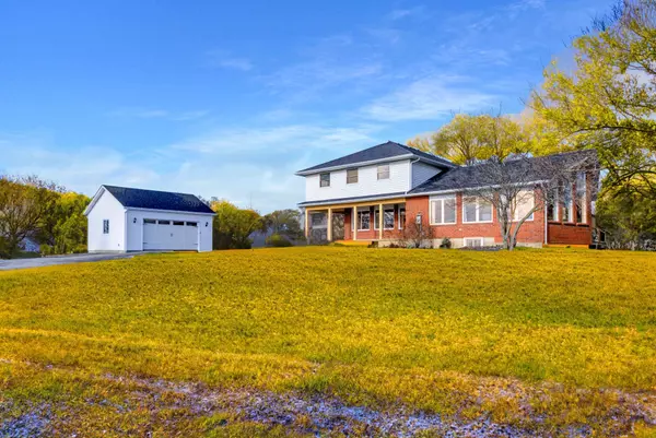 30 Oram RD, Prince Edward County, ON K0K 1G0