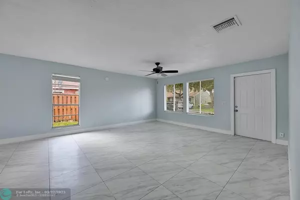 West Palm Beach, FL 33415,4795 Orleans Ct #D