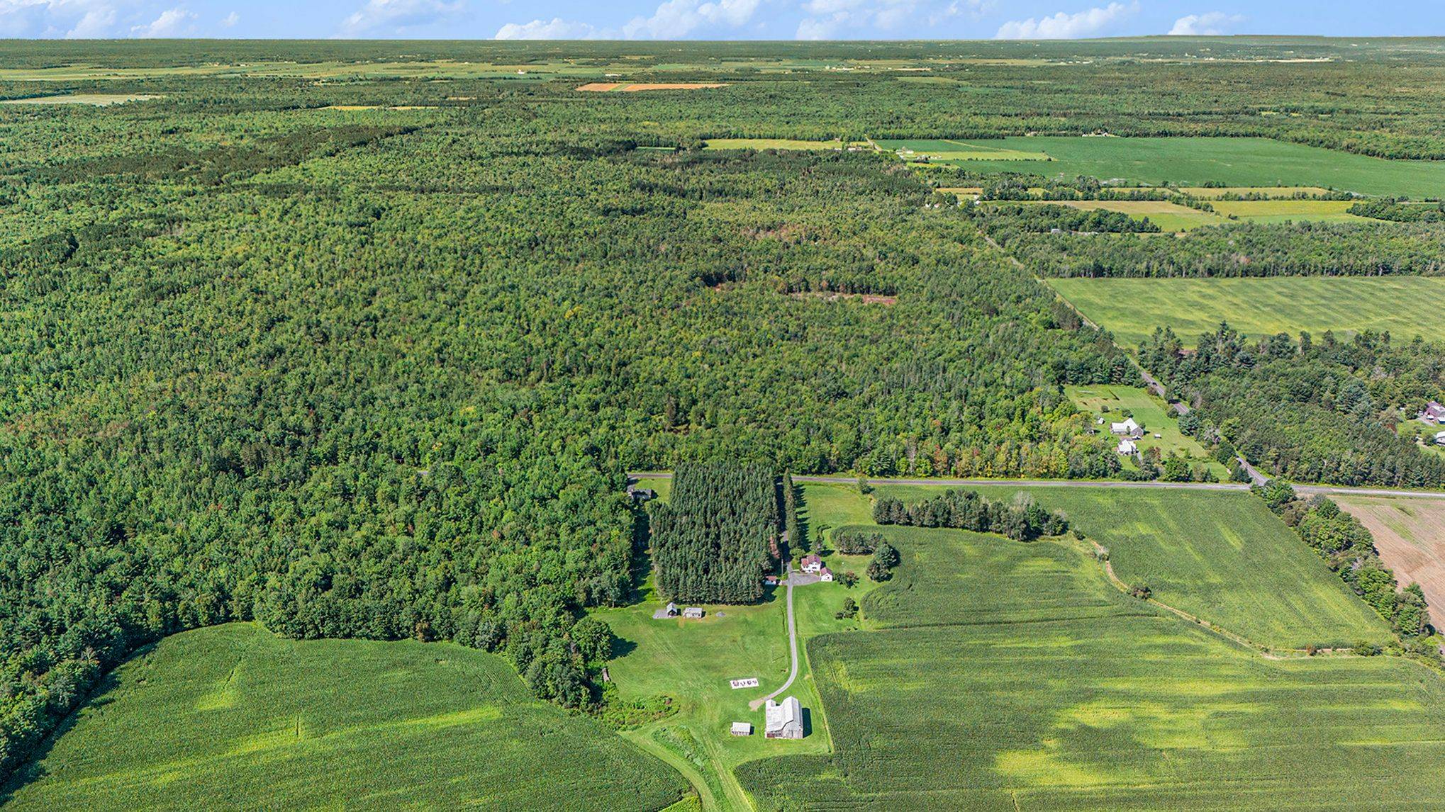 Alfred And Plantagenet, ON K0B 1L0,0 14 Route