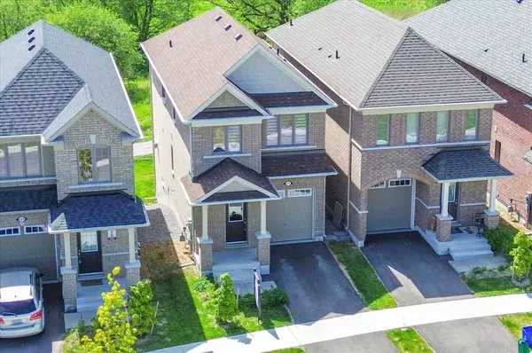 Oshawa, ON L1H 7K4,107 Bayardo DR