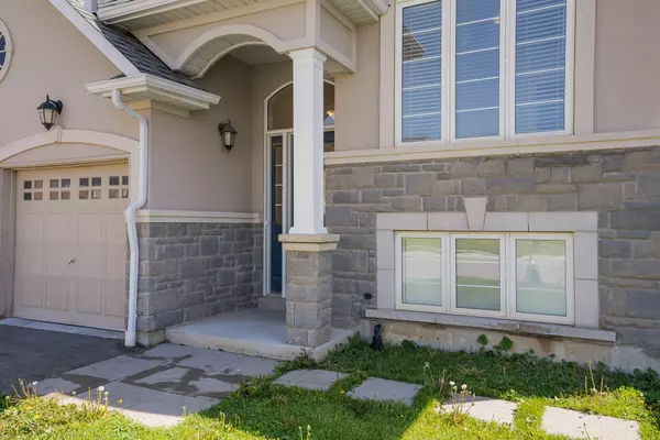 Hamilton, ON L9K 0H5,19 Robarts DR