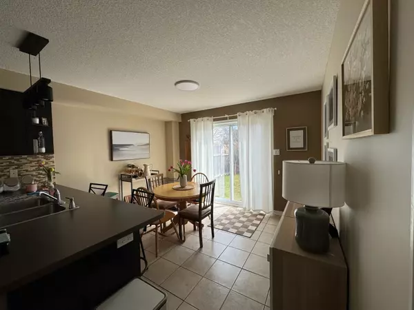 Shelburne, ON L9V 3E2,117 Silk DR