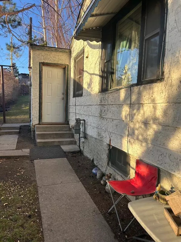 Calgary, AB T2A 0E6,2740 11 AVE Southeast