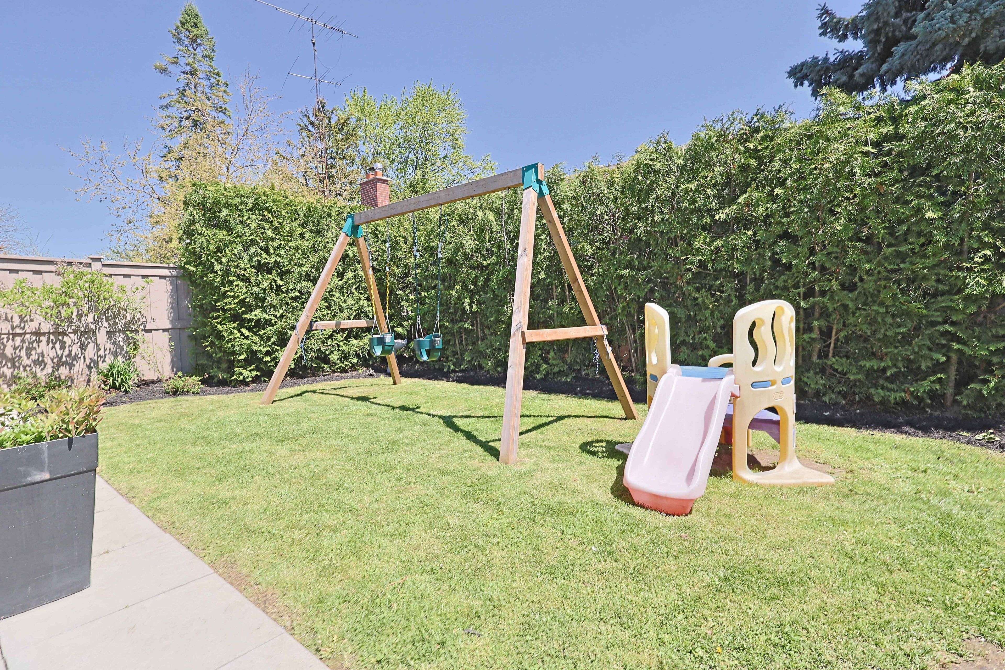 Mississauga, ON L4Y 2K5,3323 Homark DR