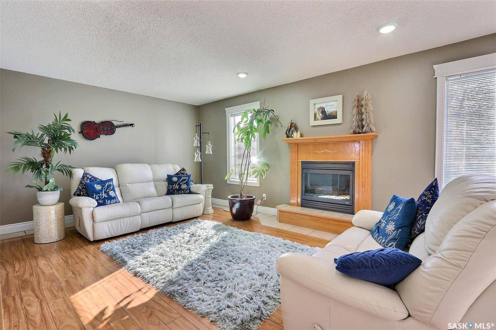 Prince Albert, SK S6X 1C3,9 Meagher PLACE