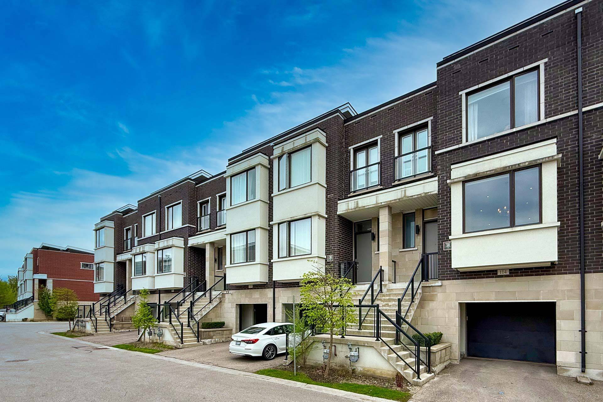 Richmond Hill, ON L4B 0E5,114 Genuine LN