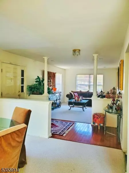 Lawrence Twp., NJ 08648,256 Fountayne Ln