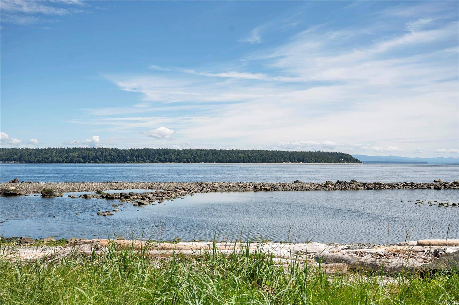 Campbell River, BC V9W 1A6,670 Island Hwy S #203B