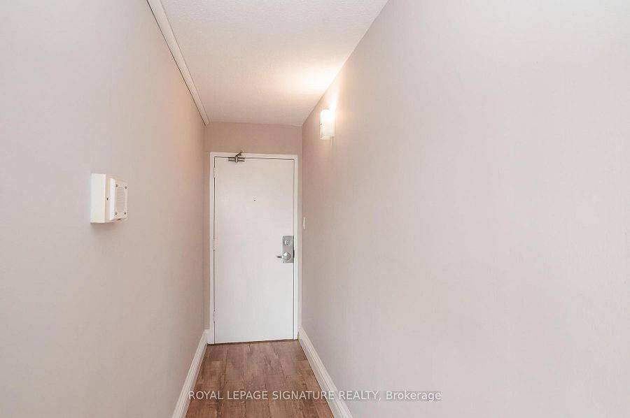 Toronto C11, ON M3C 1S8,725 Don Mills RD #1601