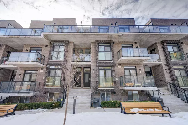 51 Winlock PARK #26, Toronto C14, ON M2M 0B8