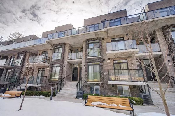 Toronto C14, ON M2M 0B8,51 Winlock PARK #26