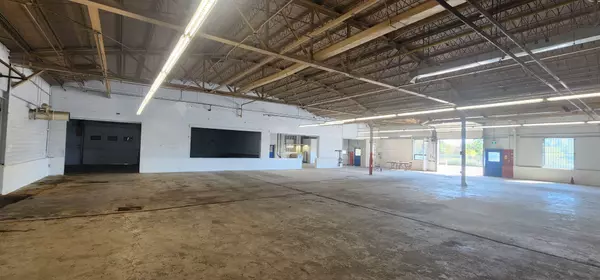 London East, ON N5V 1Z3,510 First ST