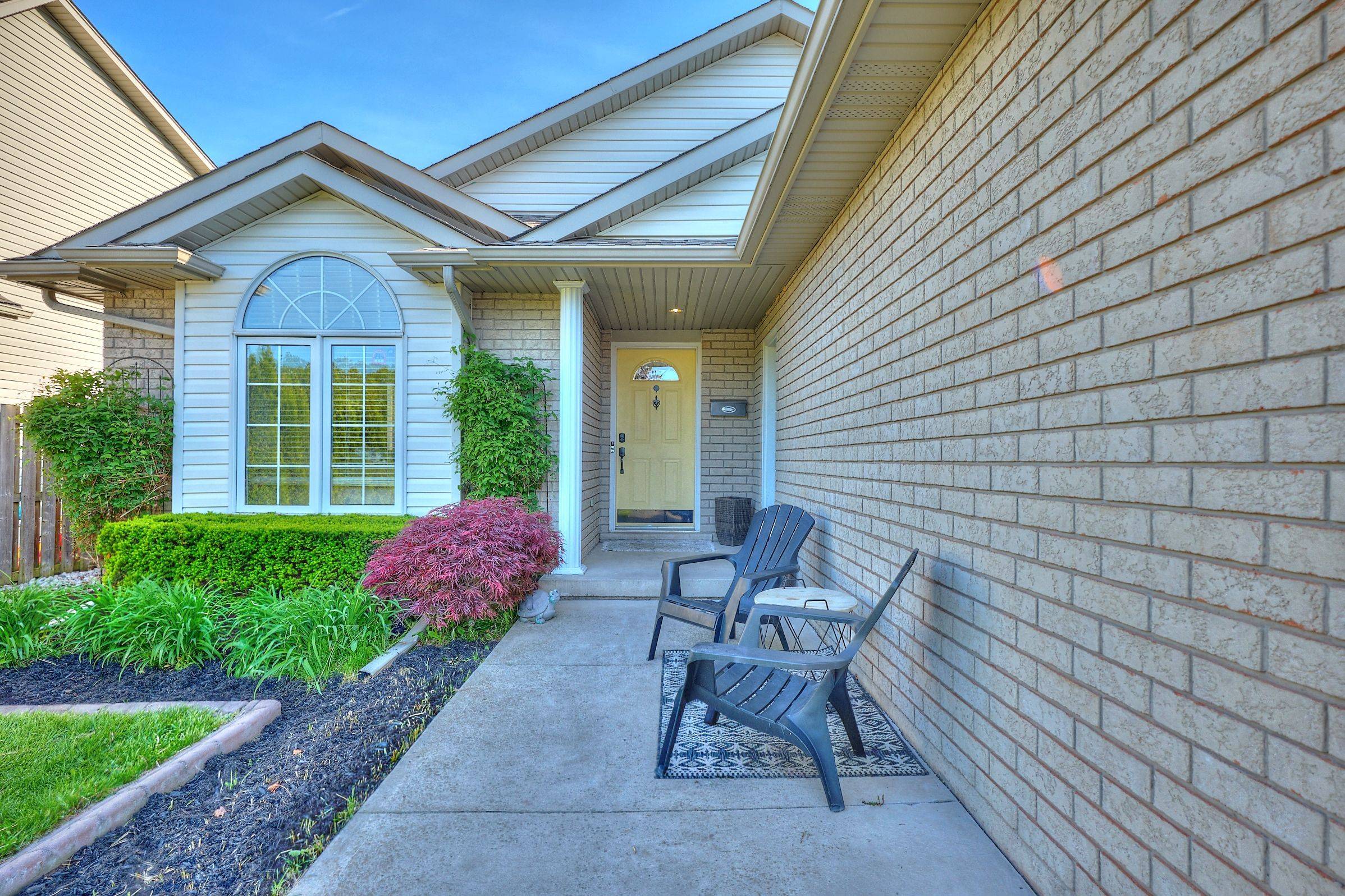 Welland, ON L3C 7J8,349 Lea CRES
