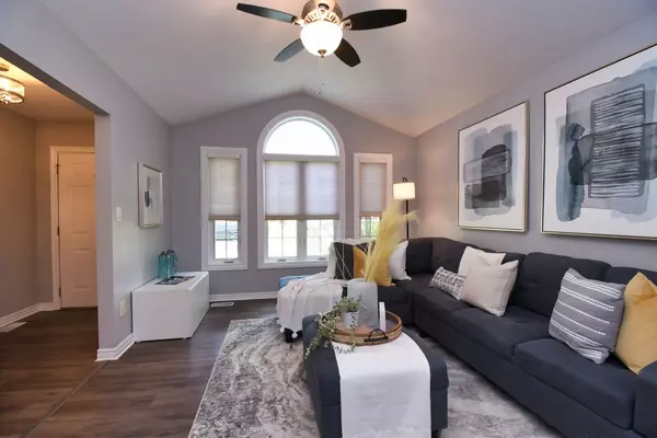 Hamilton, ON L0R 1W0,16 Hollybank WAY