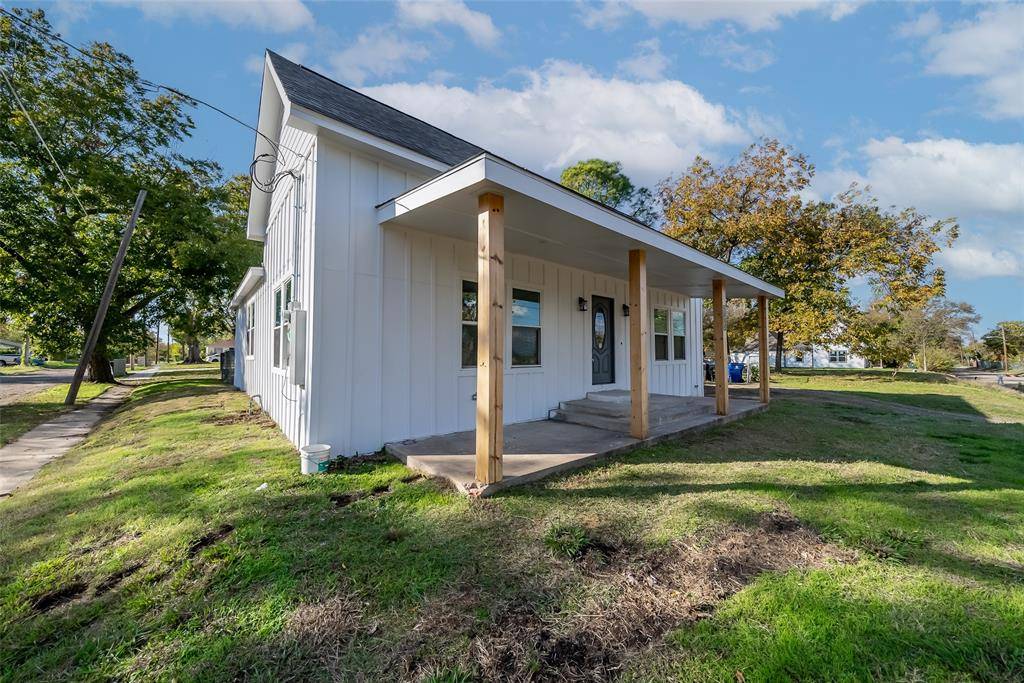 Greenville, TX 75401,3222 Travis Street