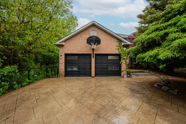 62 Laurelcrest ST, Brampton, ON L6S 5W3