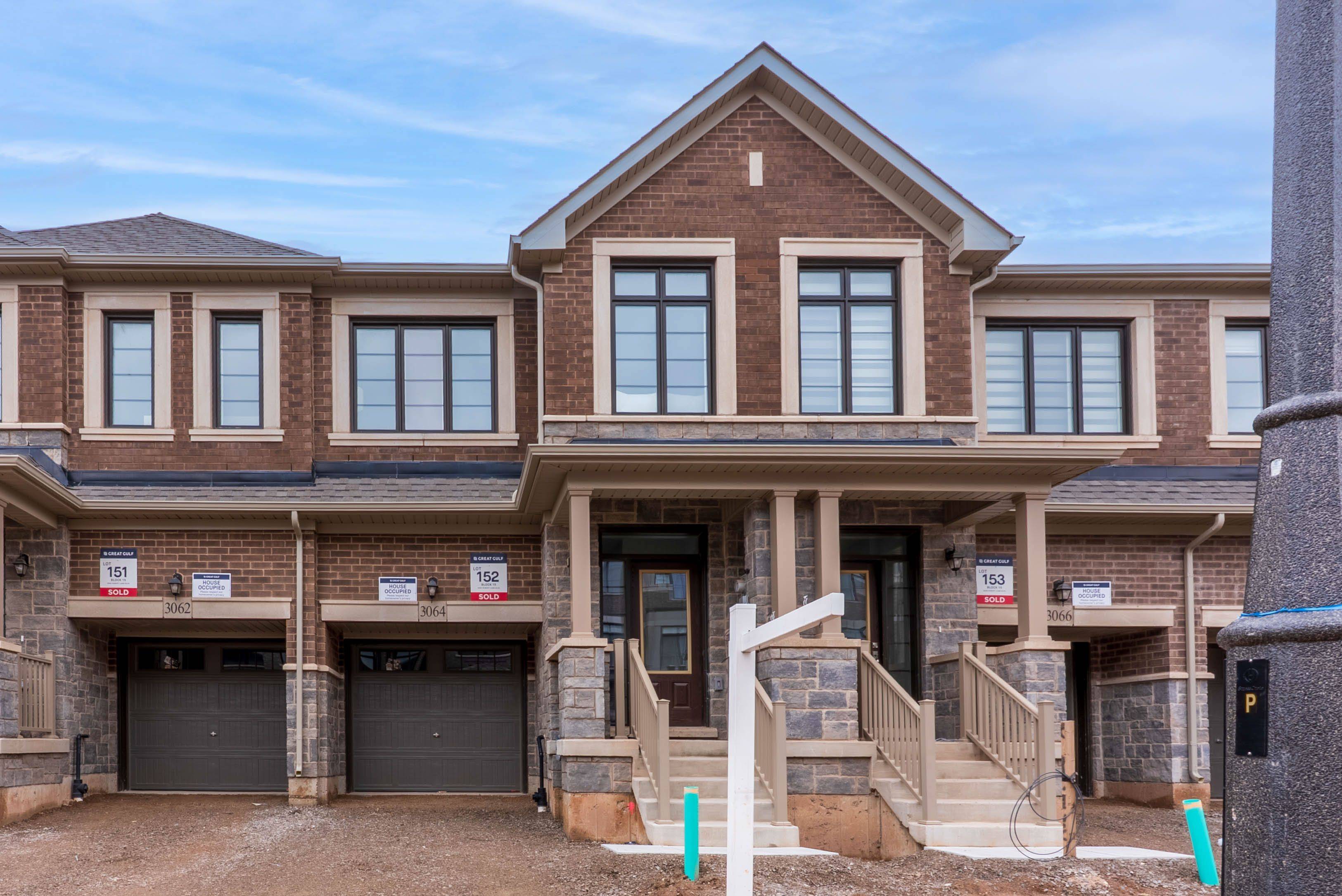 Oakville, ON L6H 7H5,3064 Robert Lamb BLVD