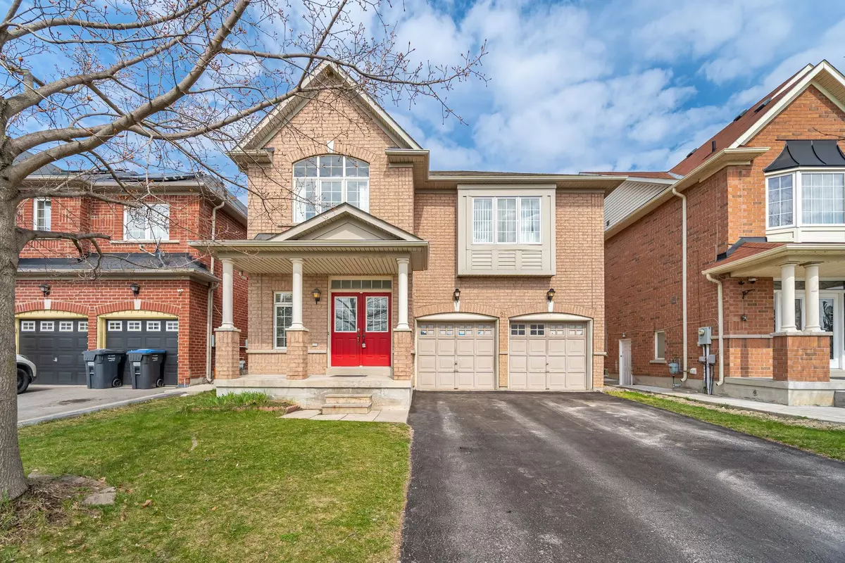 Brampton, ON L6P 2M6,21 Baylawn CIR