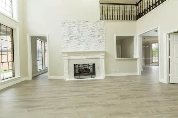 Garland, TX 75043,2302 Tiffany Court
