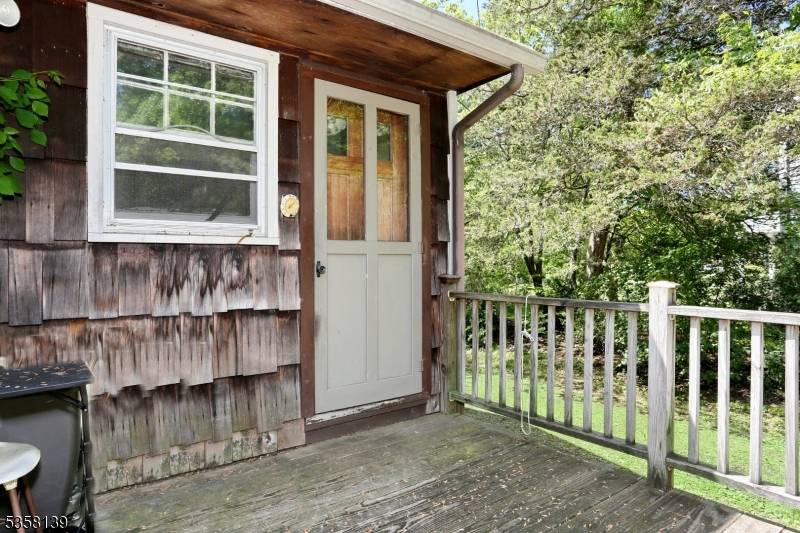 Long Hill Twp., NJ 07933,28 Summit Ave