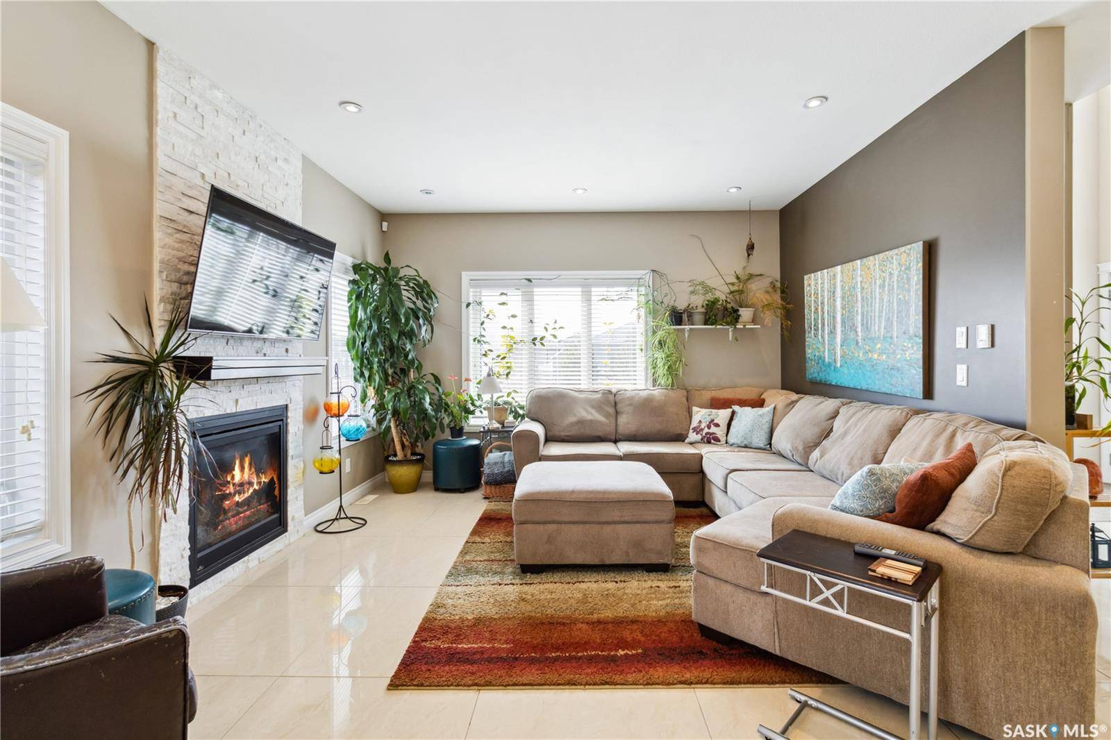 Saskatoon, SK S7W 0R7,507 Manek ROAD