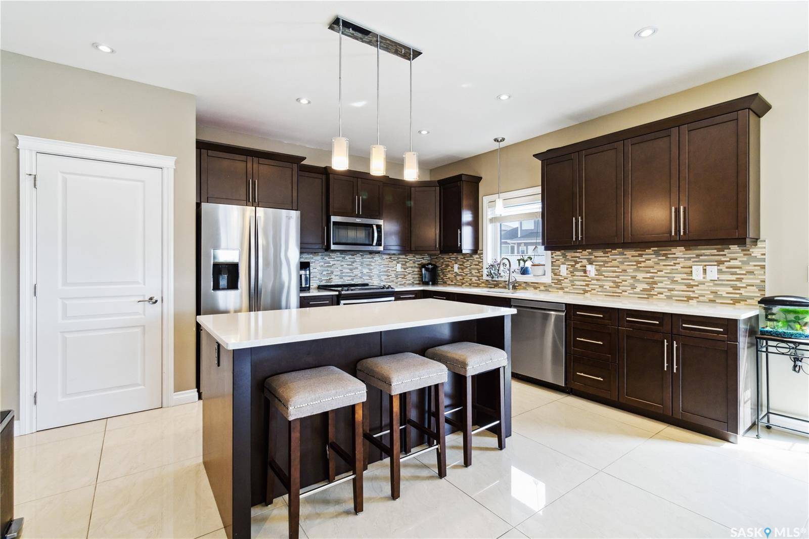 Saskatoon, SK S7W 0R7,507 Manek ROAD