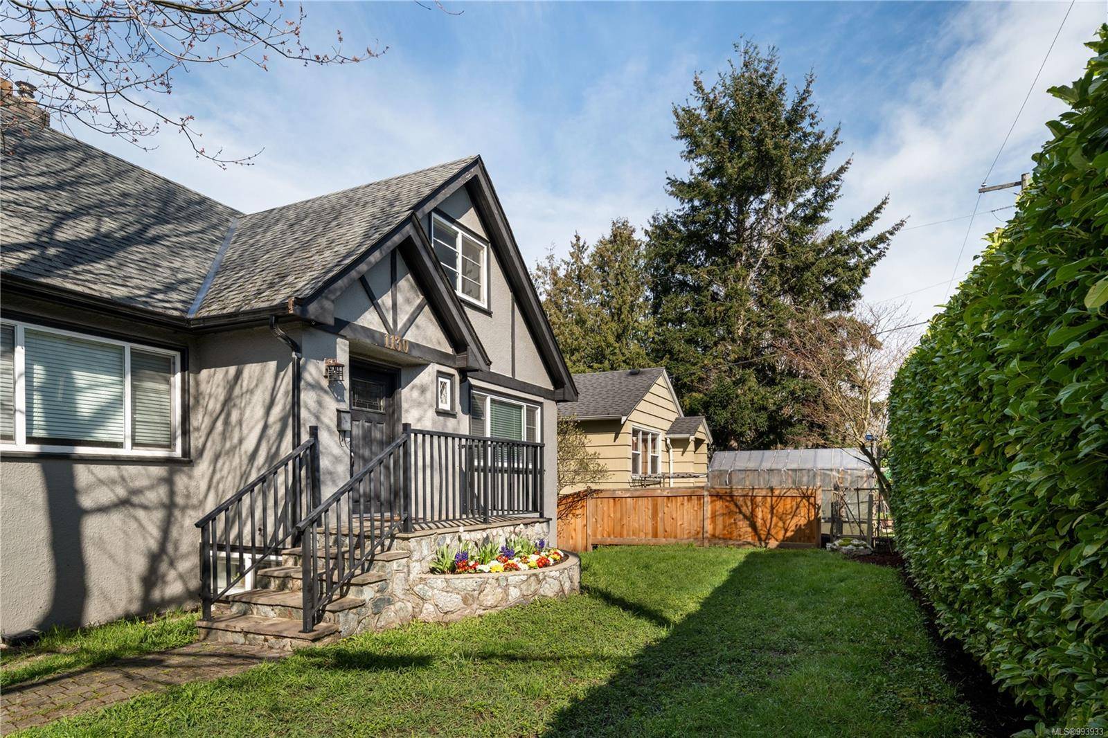 Victoria, BC V8T 2V1,1130 Finlayson St