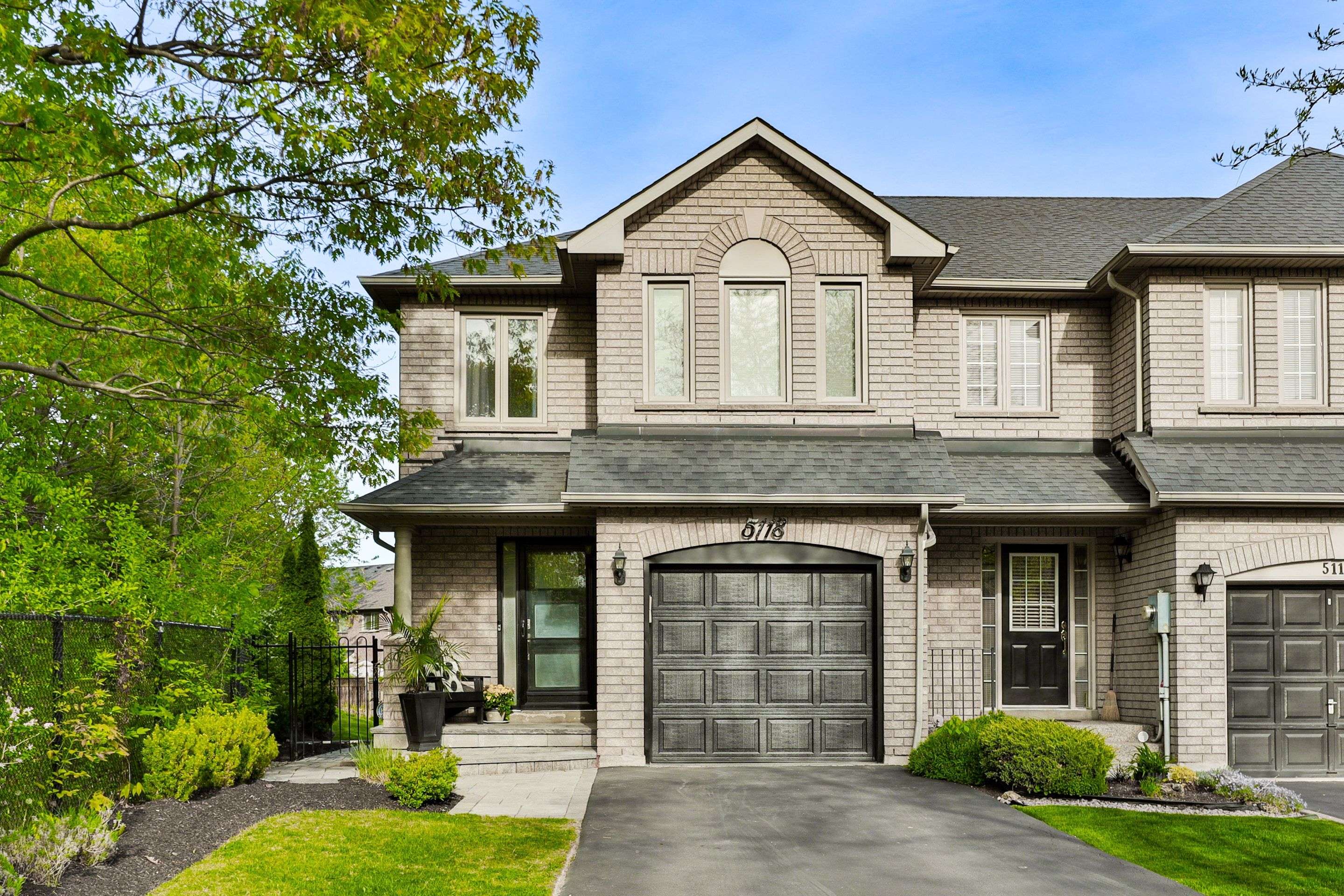 Burlington, ON L7L 6K3,5118 Tree CT