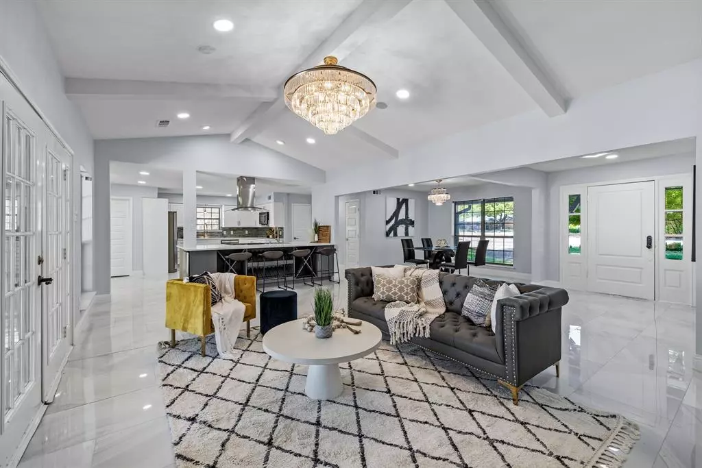 Dallas, TX 75248,14909 Hillcrest Road