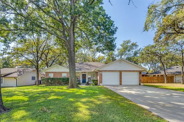 120 Modoc Trail, Gainesville, TX 76240