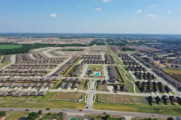 Lavon, TX 75166,736 Hidden Feather Drive