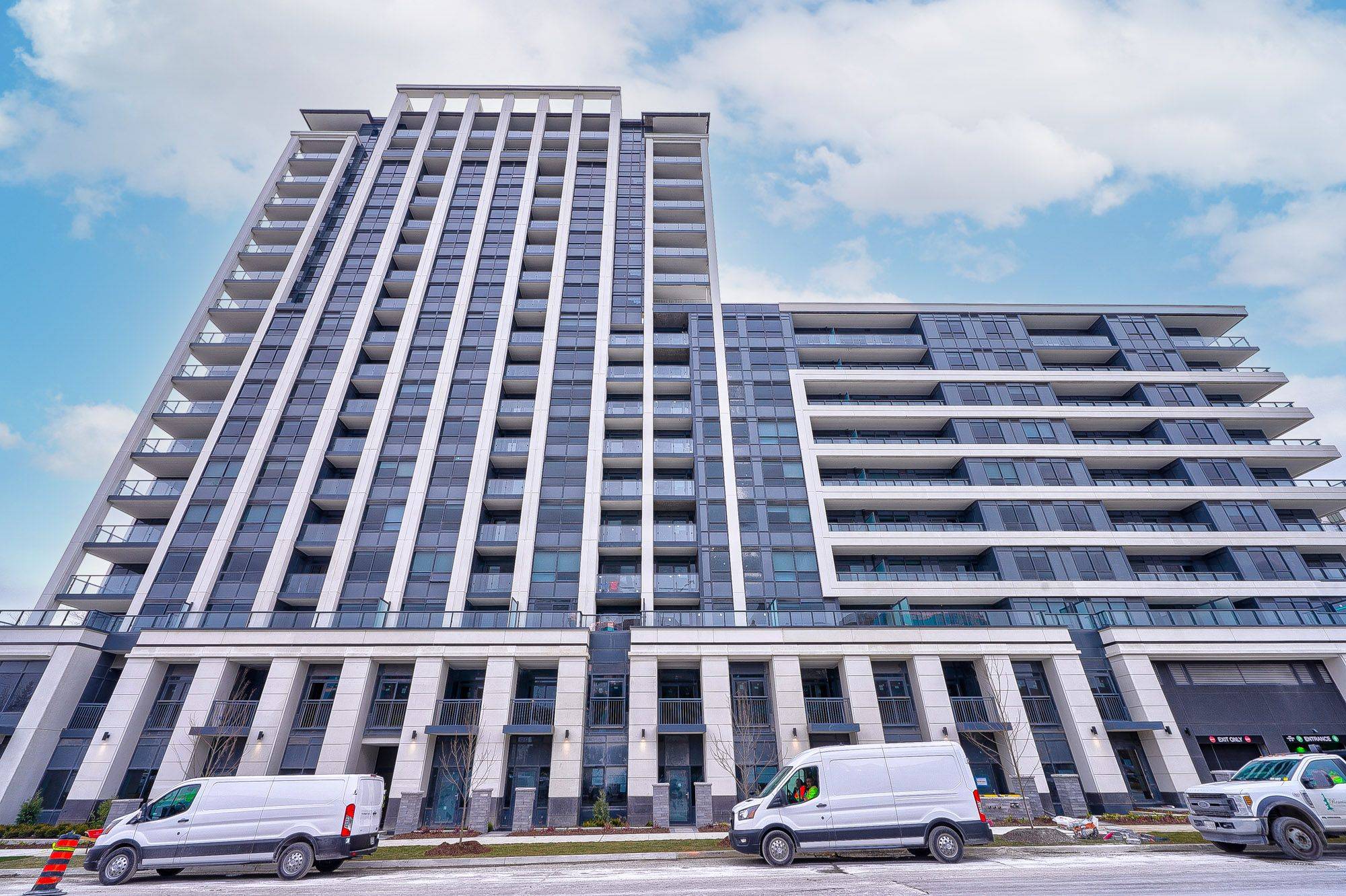 Markham, ON L6G 0H3,9 Clegg RD #1505
