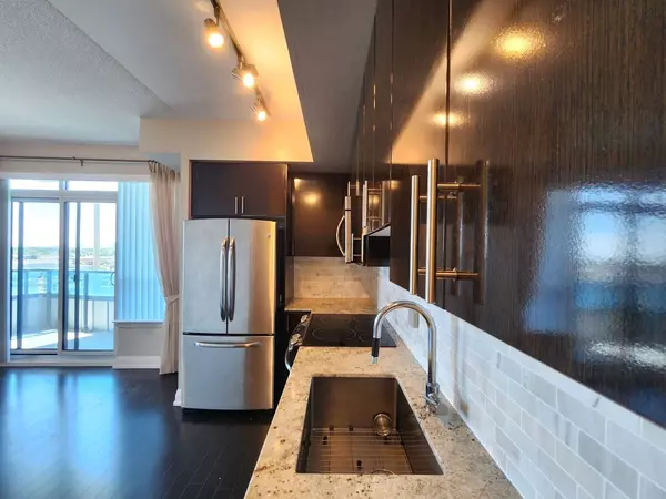 Markham, ON L3T 0C5,7171 Yonge ST #408
