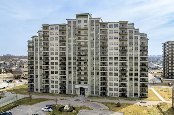 London North, ON N6G 0G5,1030 Coronation DR #312