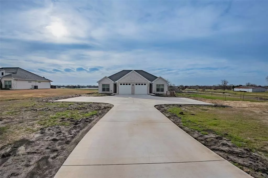 Ennis, TX 75119,2991 E State Hwy 34