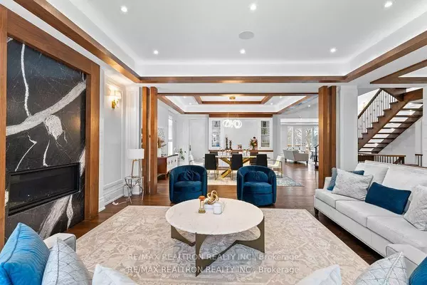 Toronto C14, ON M2M 3L1,185 Maxome AVE