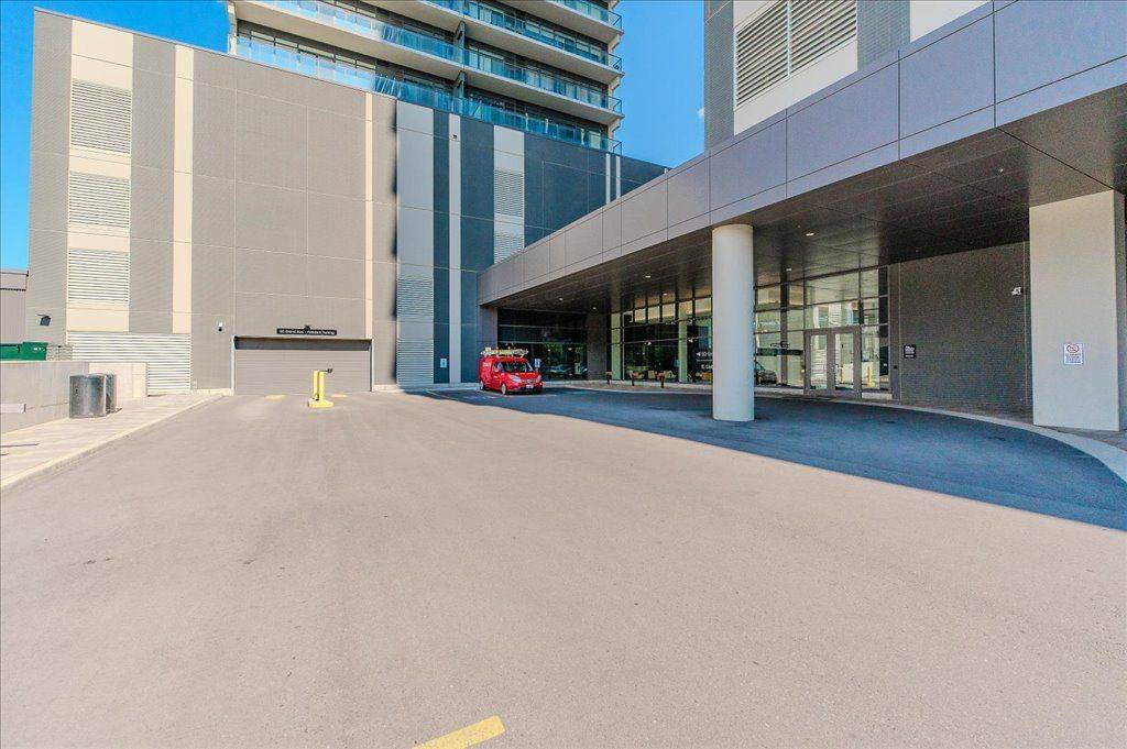 Cambridge, ON N1S 0C3,15 Glebe ST #1406