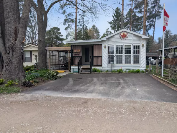 Central Huron, ON N0M 1G0,77794 Orchard Line #E8