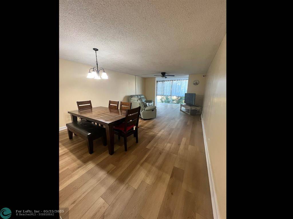Margate, FL 33063,7320 Lake Circle Dr  #204