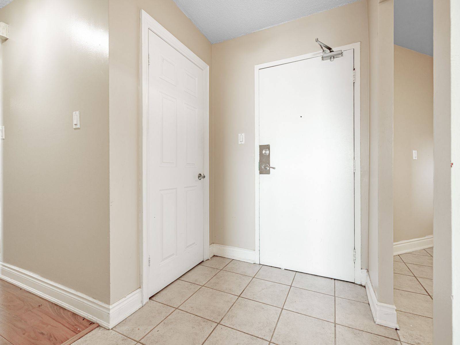 Toronto W10, ON M9W 6A5,234 Albion RD #1708