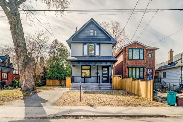 290 Chisholm AVE, Toronto E03, ON M4C 4W7