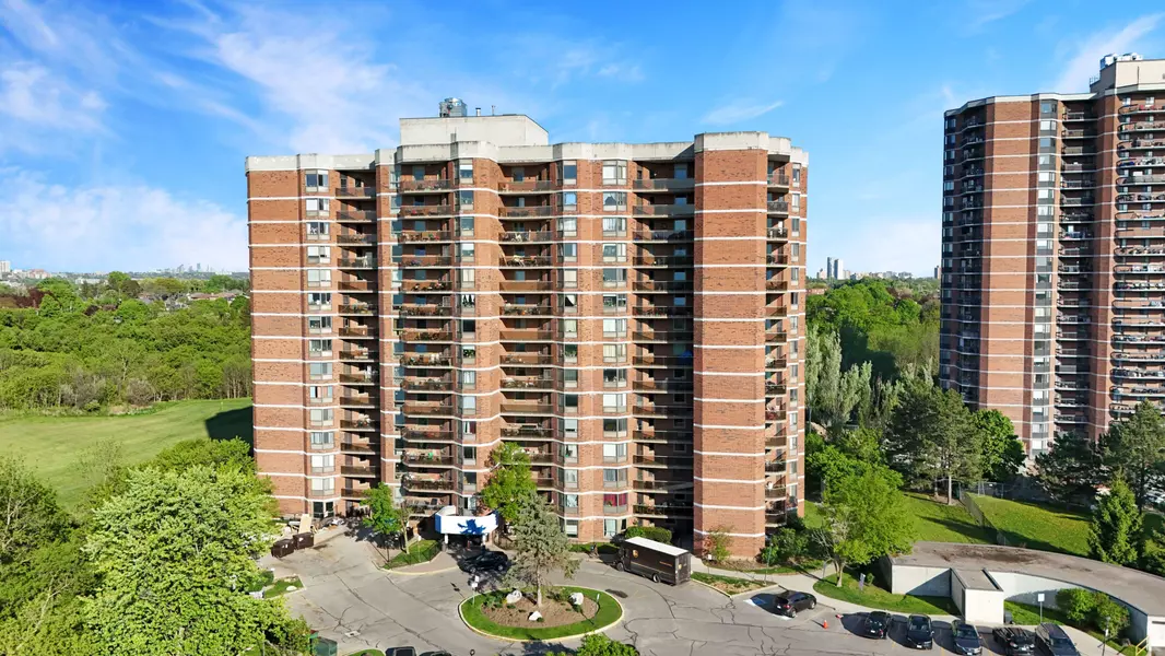 238 Albion RD #310, Toronto W10, ON M9W 6A7