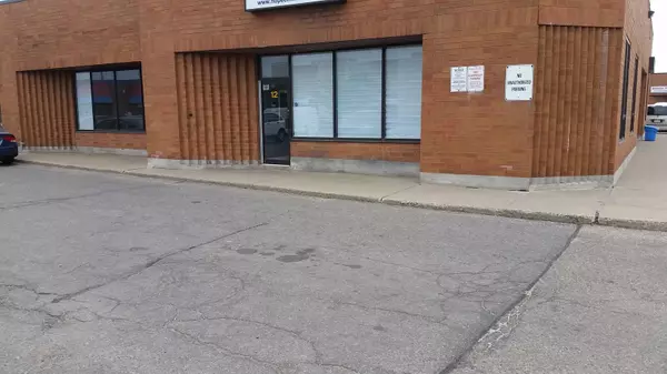 Brampton, ON L6T 4K8,4 MELAINE DR ##12