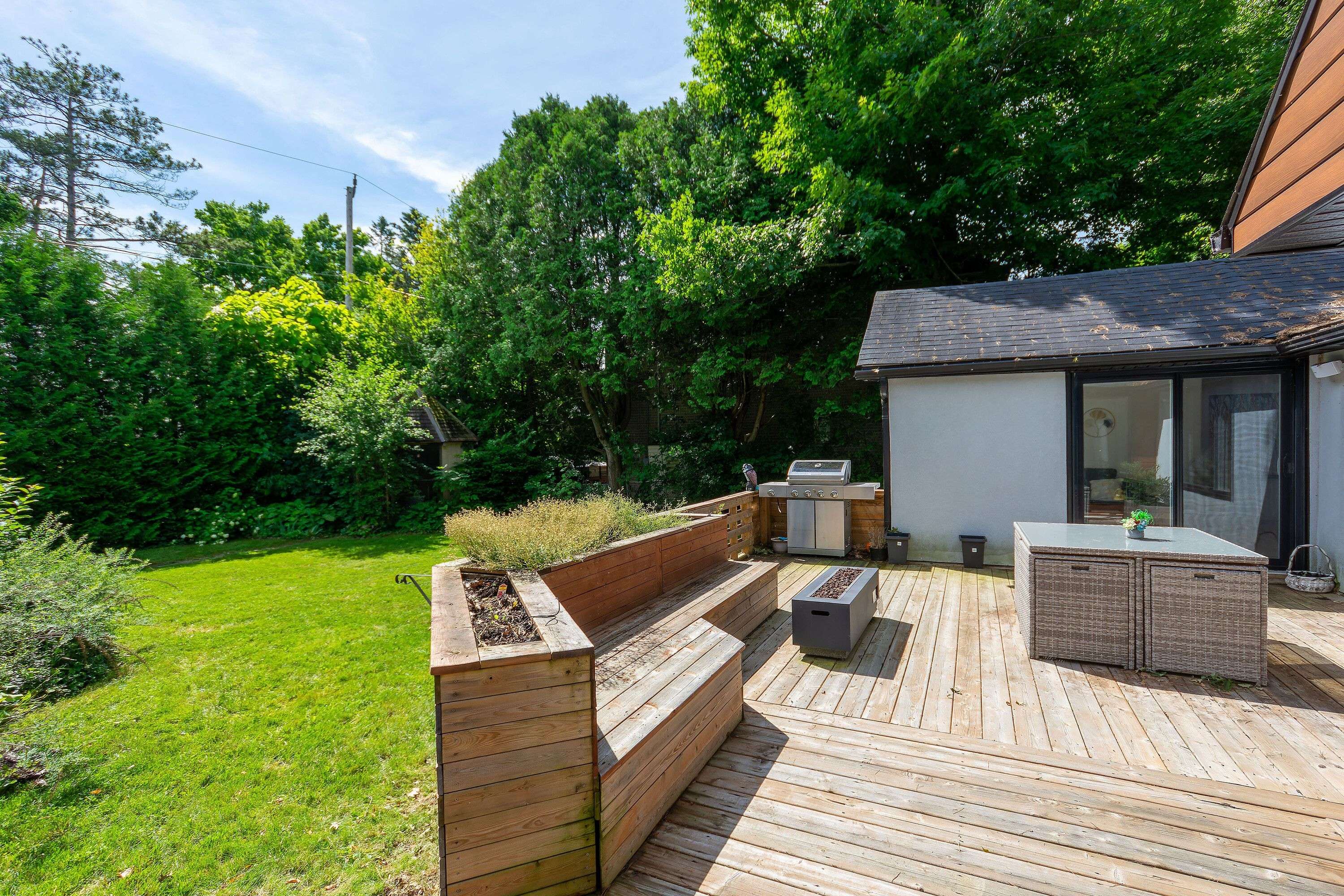 Whitchurch-stouffville, ON L0H 1G0,38 Hilltop BLVD