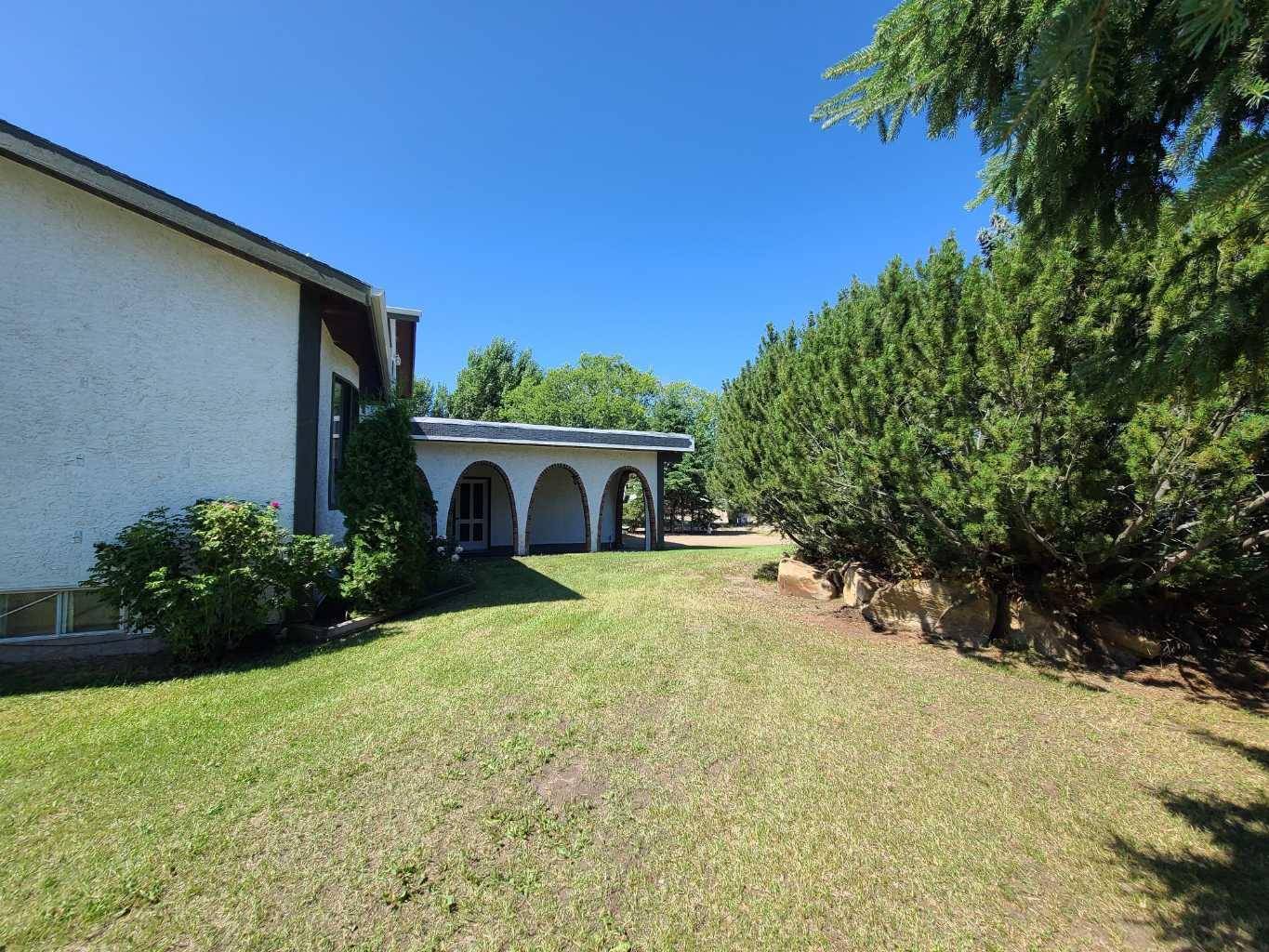 Grimshaw, AB T0H 1W0,5301 49 AVE