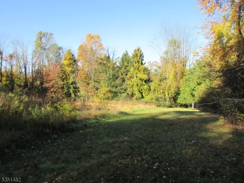 Vernon Twp., NJ 07461,91 Lake Wallkill Rd