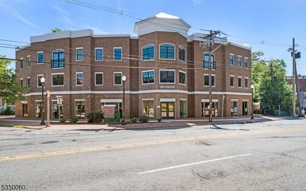 501 South Ave #208, Westfield Town, NJ 07090